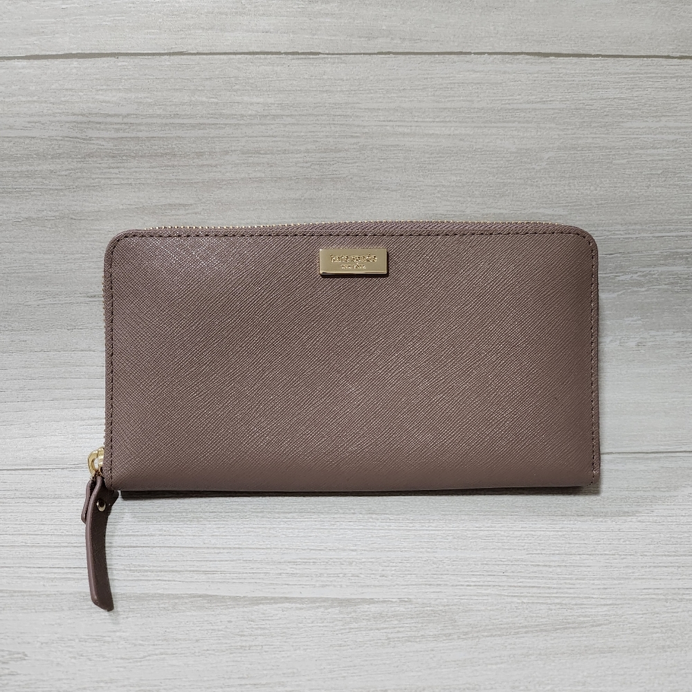 ✨NEW✨Kate Spade Laurel Way Neda Large Wallet